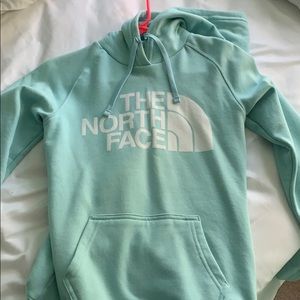 blue northface sweatshirt